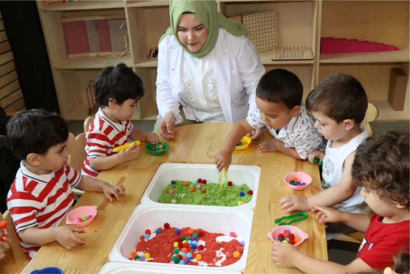 Annelere ve çocuklara hizmette sınır yok