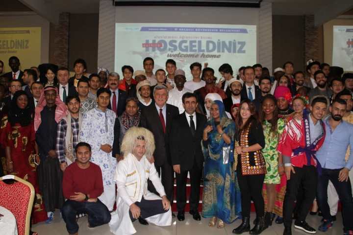 Başkan Karaosmanoğlu, uluslararası öğrencilere seslendi;