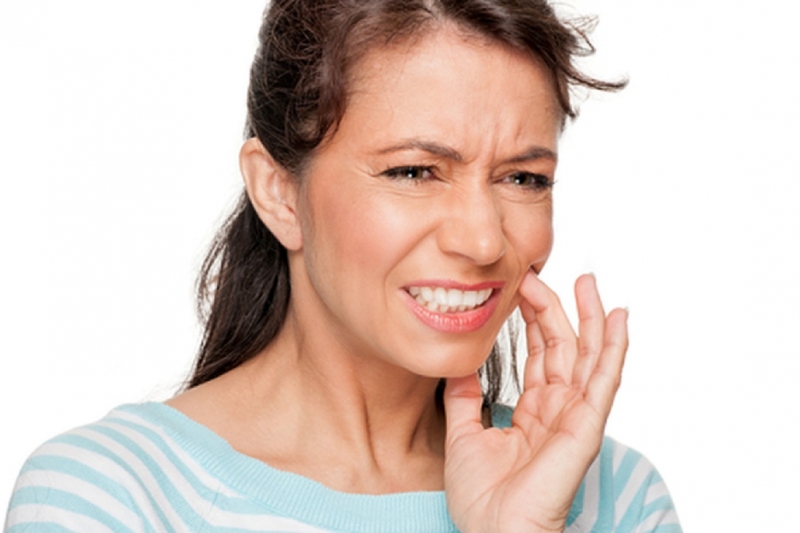 Diş Sağlığına Zarar Veren 8 Alışkanlık