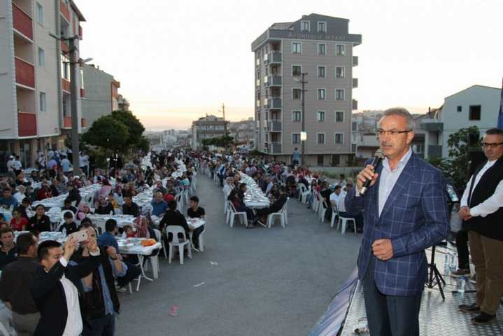 Gönül sofralarında  binler birlikte iftar yaptı