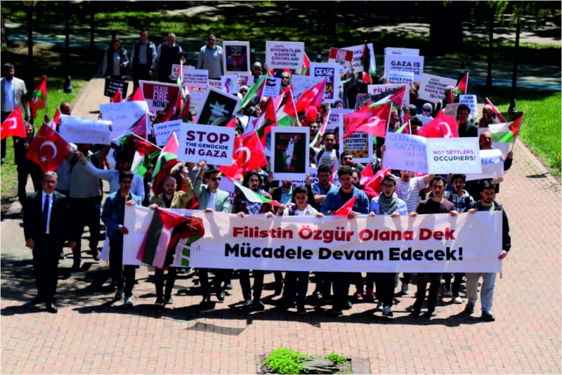 GTÜ Öğrencileri, Filistin'e destek için oturma eylemi düzenlediler