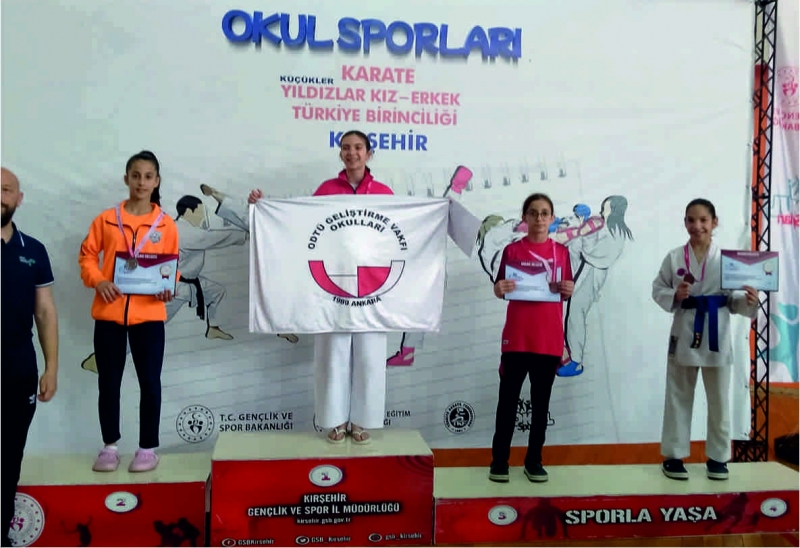 Körfezli Leylanur Türkiye üçüncüsü oldu