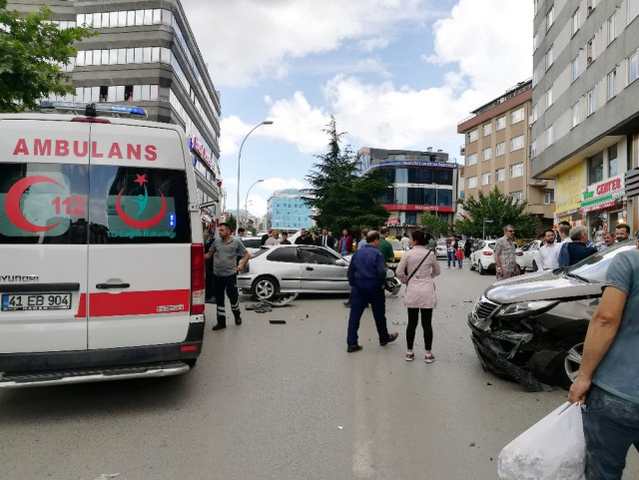 MHP Milletvekili Adayı Dursun Ali 2 Kişi Yaralandı