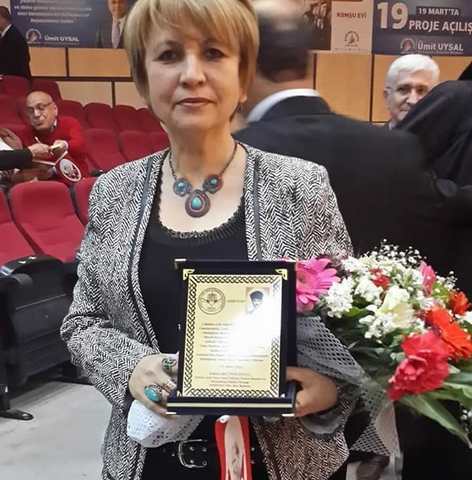 Muhtar Şentürk'e Bir Plaket Daha