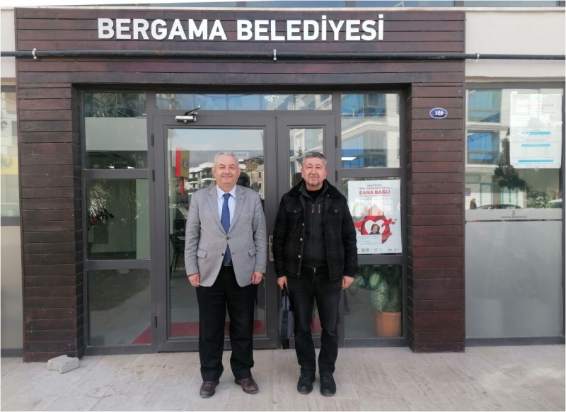 Şükür, Bergama Belediyesinde 