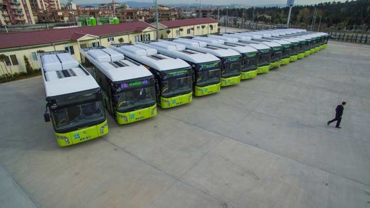 Umuttepe’ye kentin her köşesinden toplam 38 hat ile kolay ulaşım