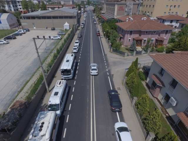 12 ilçede 40 kilometre yol çalışması