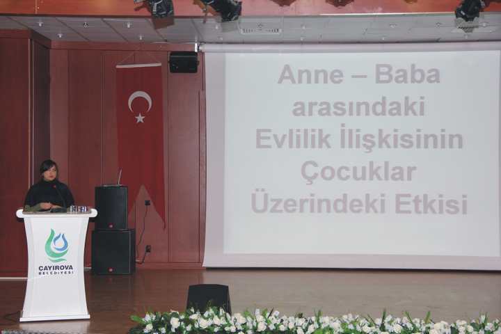 Sağlıklı Yaşam Seminerleri Sürüyor