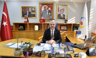 FAİZ İNDİRİMİNİN  KREDİLERE YANSIMASINI BEKLİYORUZ"