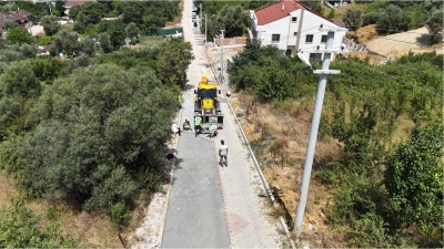 Gebze’de parke yol çalışması