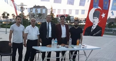 İ PARTİ STANDINA SALDIRI