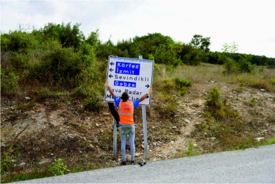 levhaları yenileniyor